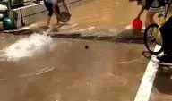 暴雨车库爆料视频,网友爆料视频引热议